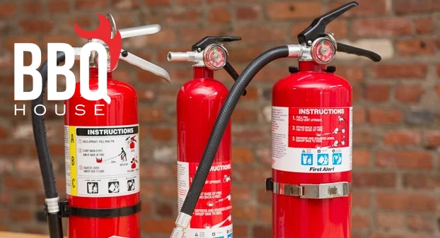 استخدم مطفأة حريق في حالة اشتعال الشواية بدل الماء