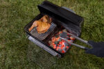 ⁦شواية Weber® Go-Anywhere Portable Charcoal BBQ⁩ - الصورة ⁦11⁩