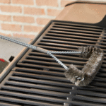 Weber Triangle Grill Brush 46 cm - Image 4